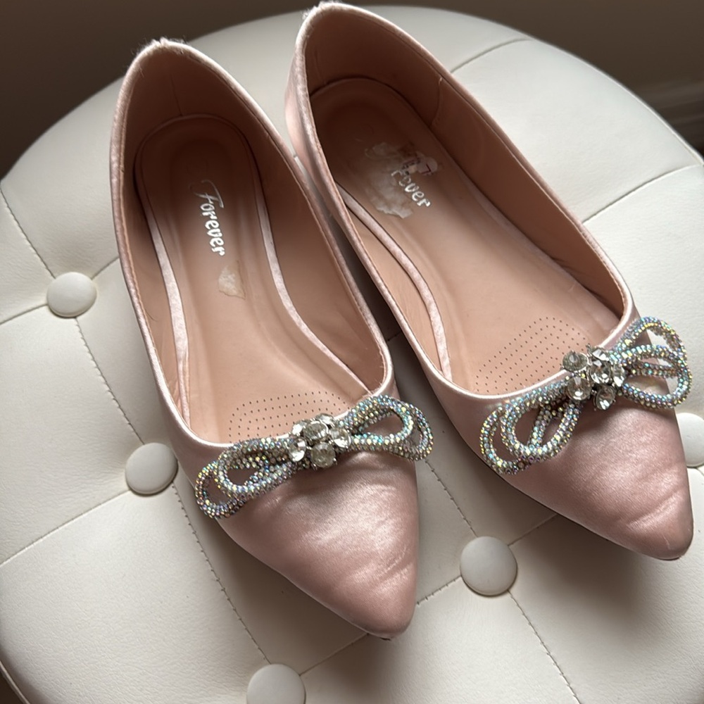 Pink satin pointed flat bow rhinestones size 7.5